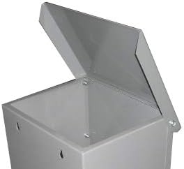 little giant hgfs sng door hog feeder, 50 shown in use