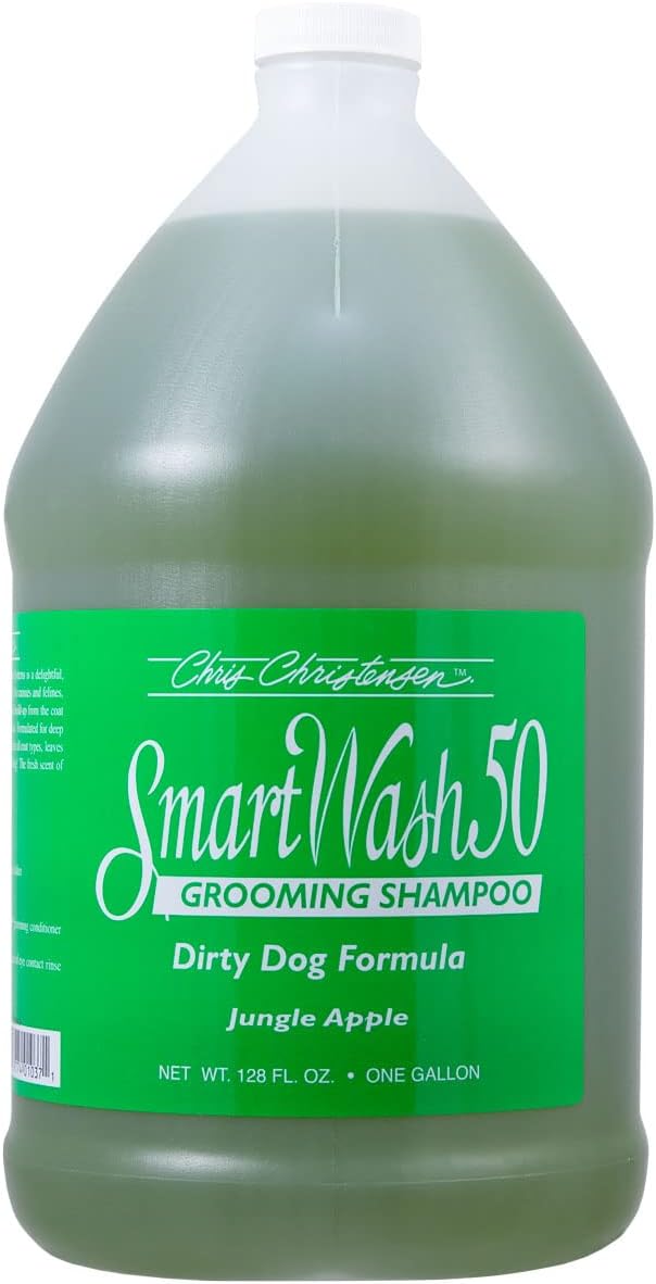 chris christensen jungle apple ultra concentrated dog shampoo, close-up detail