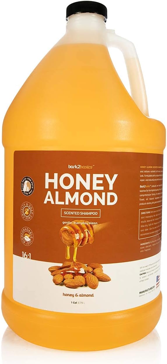 bark2basics wild berry dog shampoo and honey &, side view