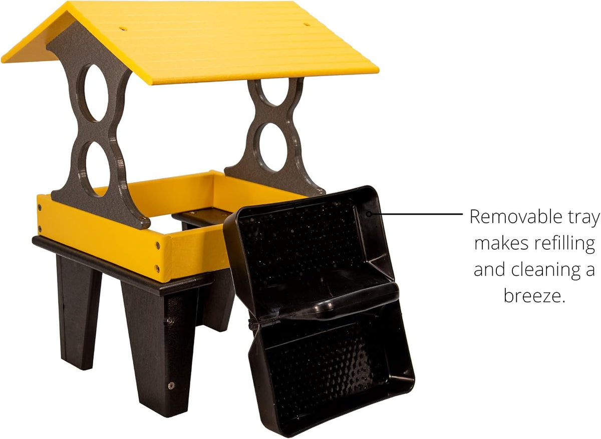 jcs wildlife medium ground fly thru bird feeder, close-up detail