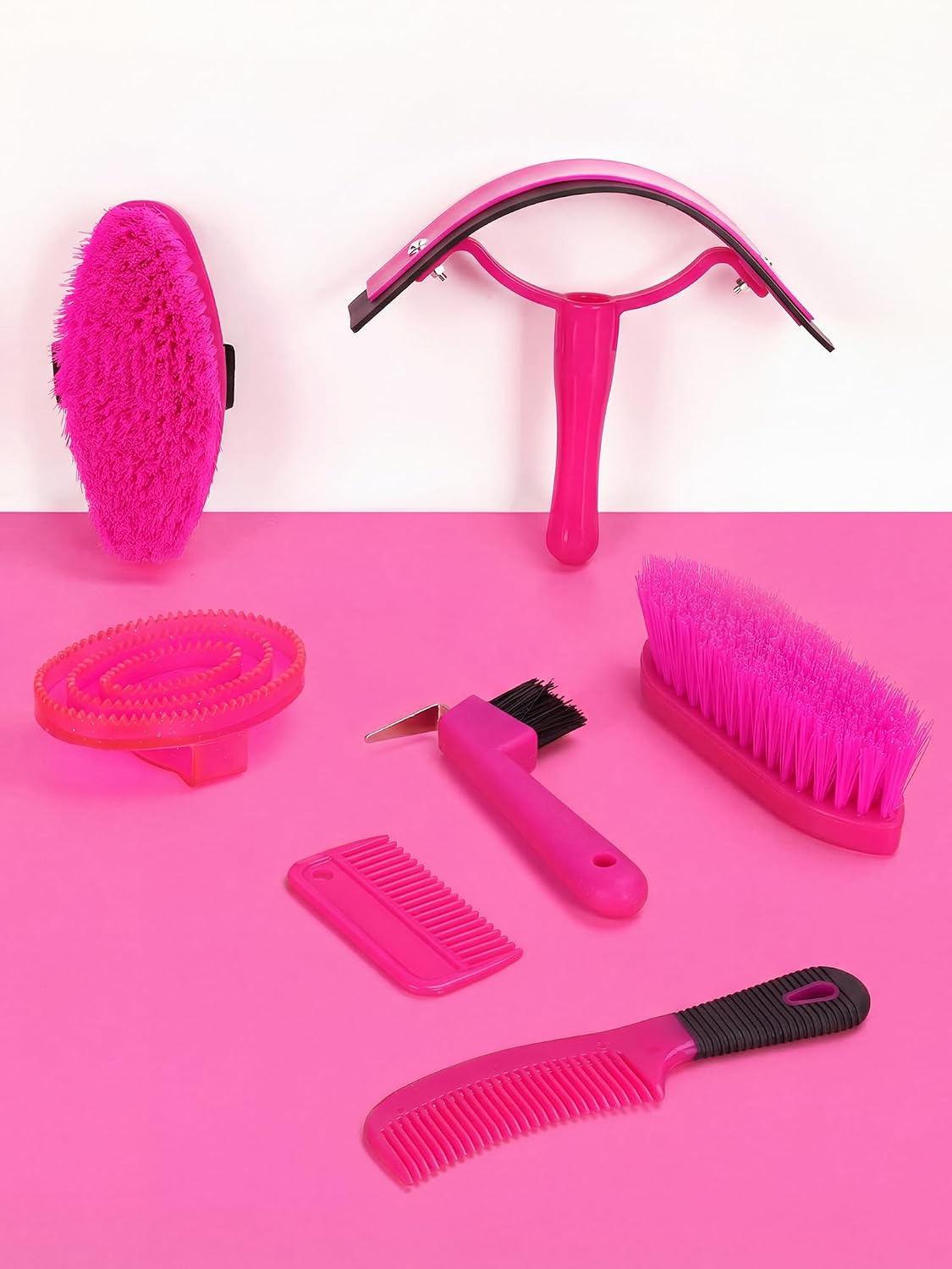 horse grooming kit, pink storage bag with 10, close-up detail