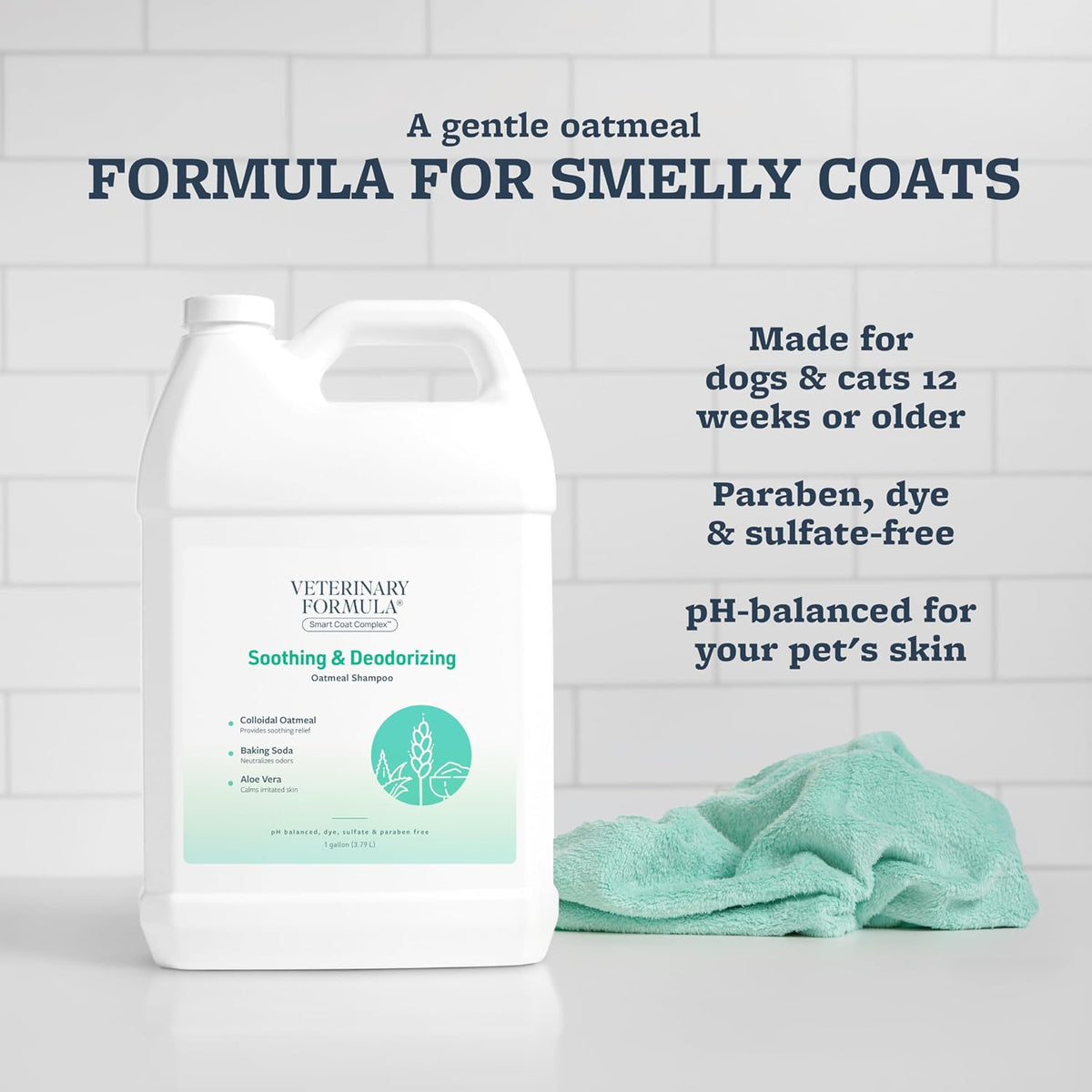 veterinary formula smart coat complex soothing and deodorizing, close-up detail