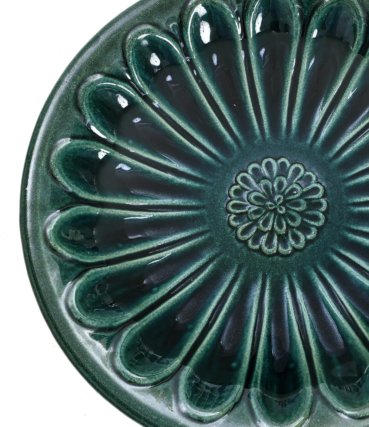 luxenhome 22 inch ceramic bird bath for outside, close-up detail