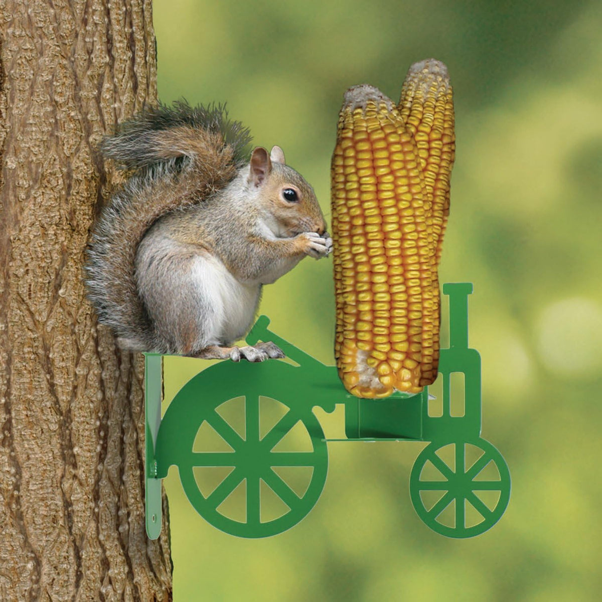 audubon tractor squirrel distracter feeder model na35182,green shown in use