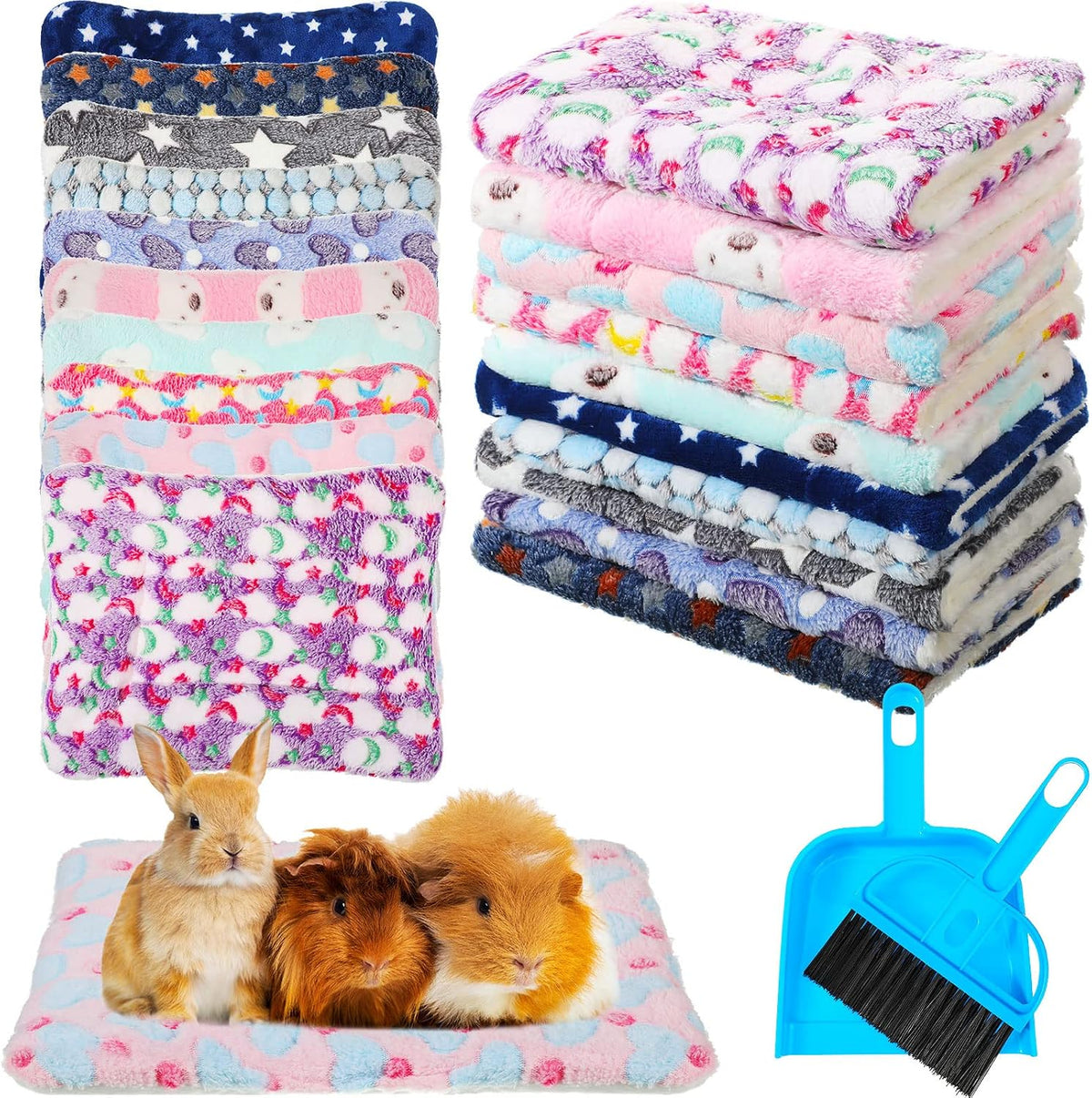 guinea pig bed mat with cleaning dustpan brush, main product view