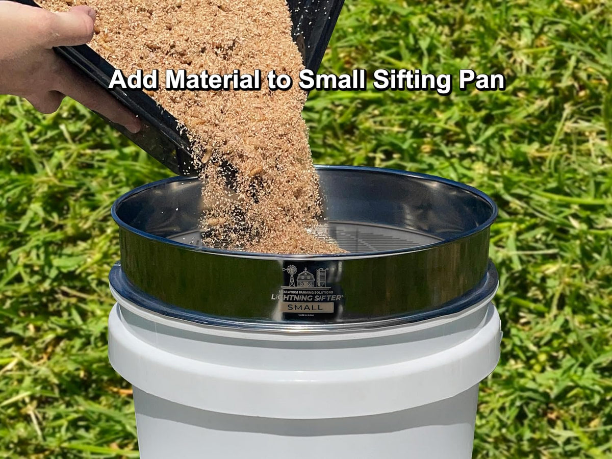 mfs' d-11 lightning sifter small mealworm sifting pan, close-up detail
