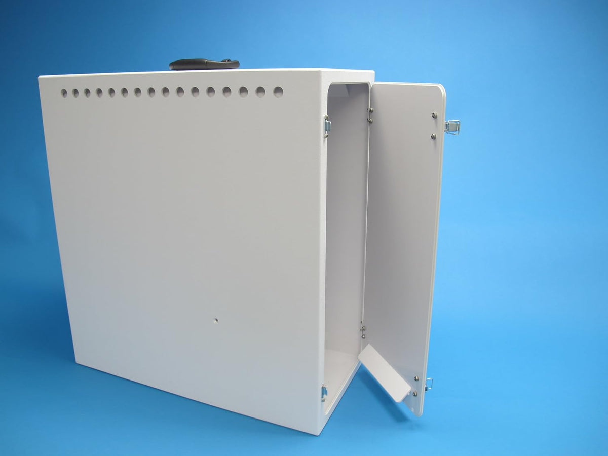 raptor transport carrier, abs w/handle and hinged door, main product view