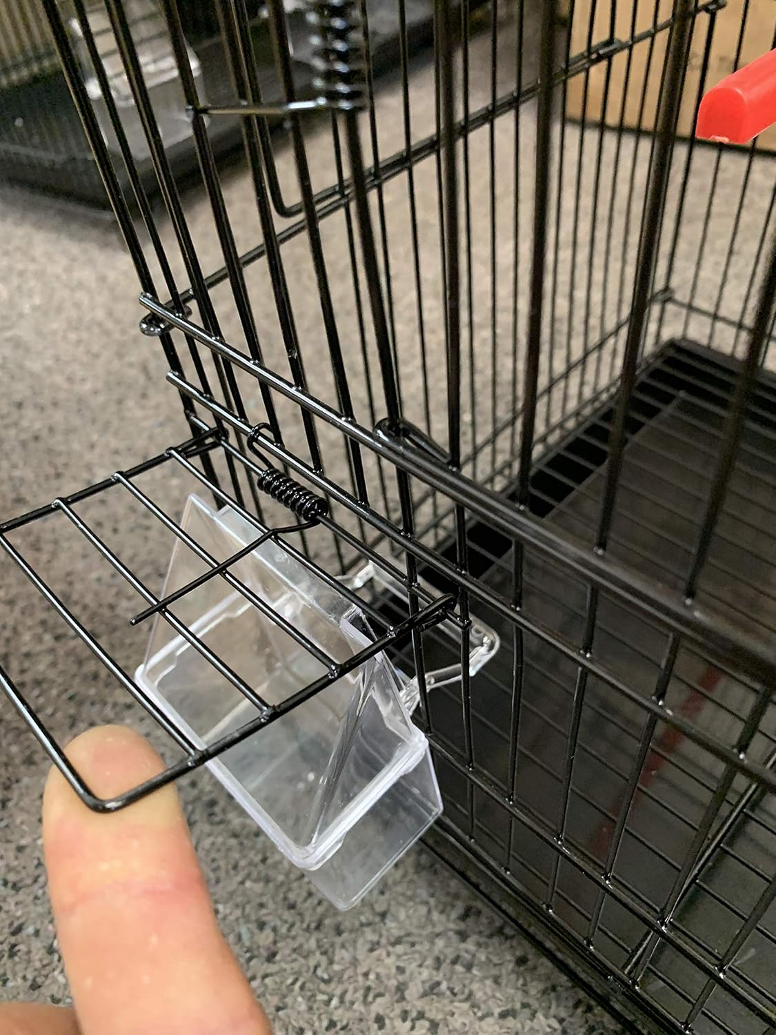 seny lot of 4 stackable breeding bird cage, close-up detail
