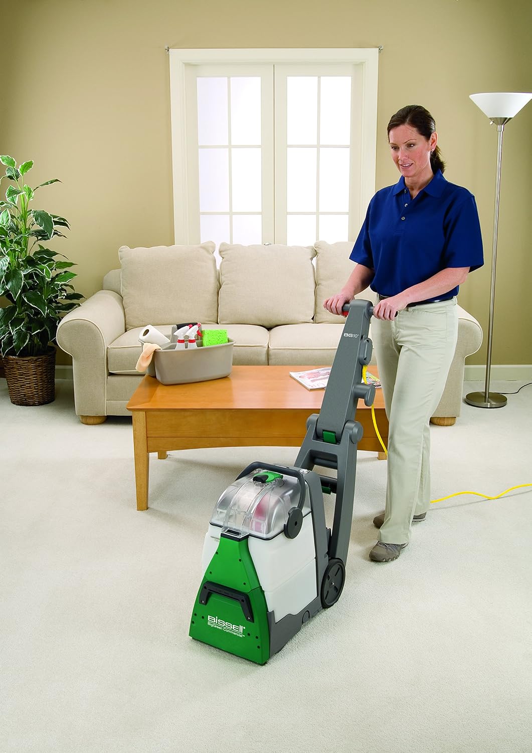 bissell biggreen commercial bg10 deep cleaning carpet extractor, close-up detail