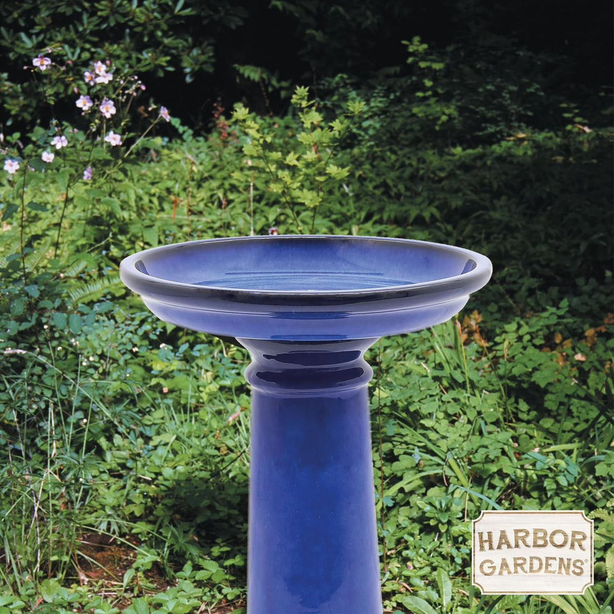 0920es ceramic bird bath, cobalt blue, close-up detail
